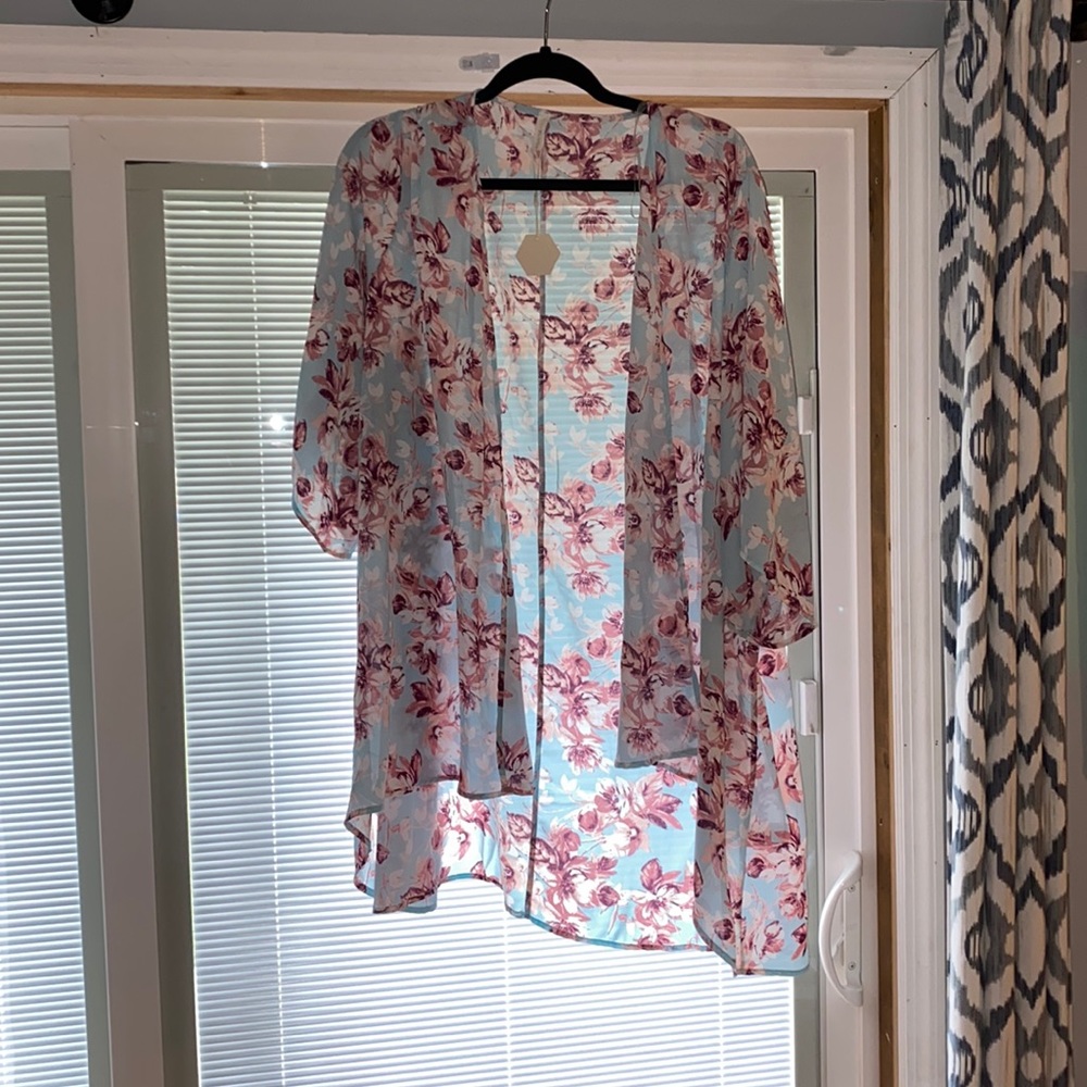 Pink blush blue/pink kimono style shirt